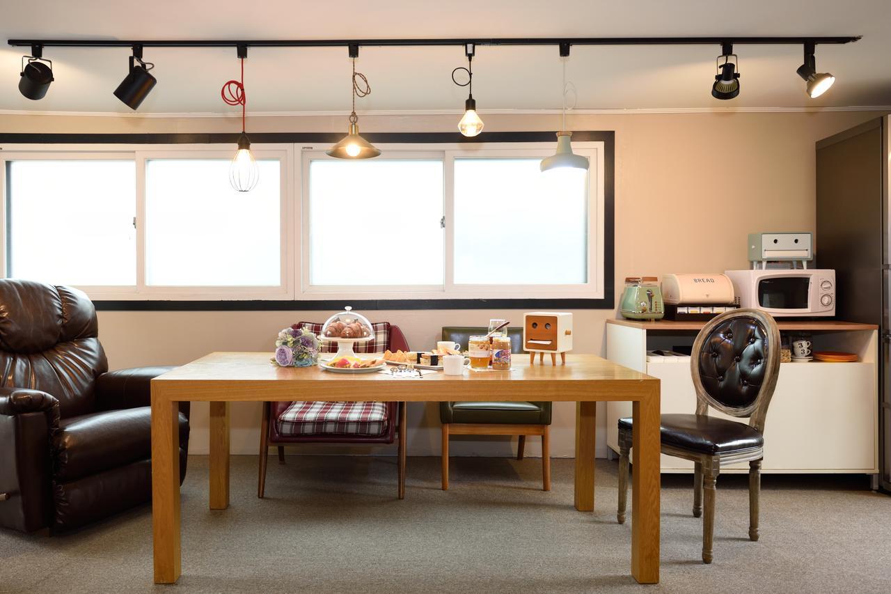 The One Hostel Hongdae In Seoul - Foreigner Only Buitenkant foto